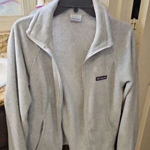Columbia Women's Soft Gray Fleece Jacket Size M  Nwot